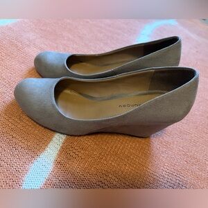 Chinese Laundry Nima Wedge Pump